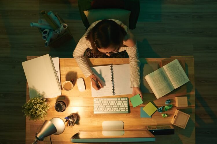 The Study Habits of Stars: What We Can Learn from Celebrities' Academic Journeys